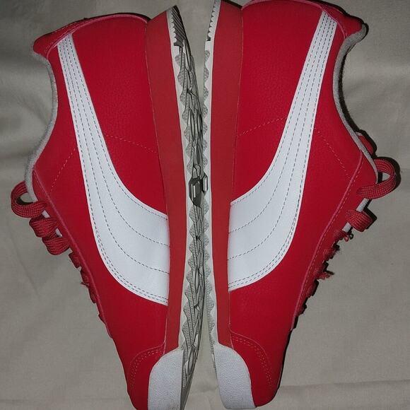 Childs Puma Roma Red sneakers Size 6.5 - Picture 4 of 5